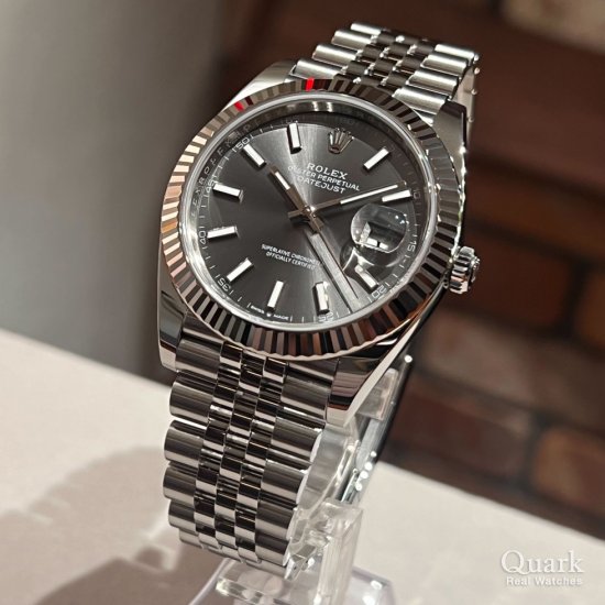 ロレックス デイトジャスト41 Ref.126334