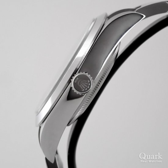 ロレックス エクスプローラーI Ref.214270