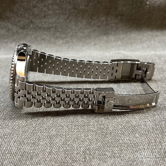 ロレックス GMTマスターII Ref.126710GRNR