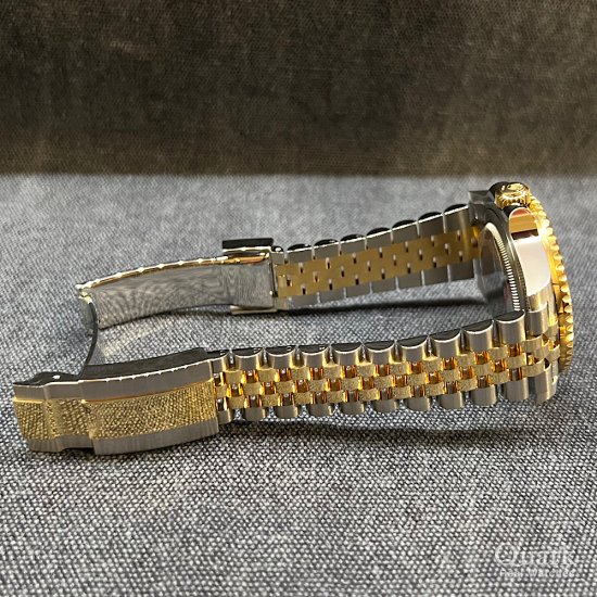 ロレックス GMTマスターII Ref.126713GRNR