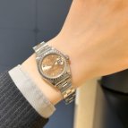 ロレックス オイスター・パーペチュアル・デイト Ref.79240