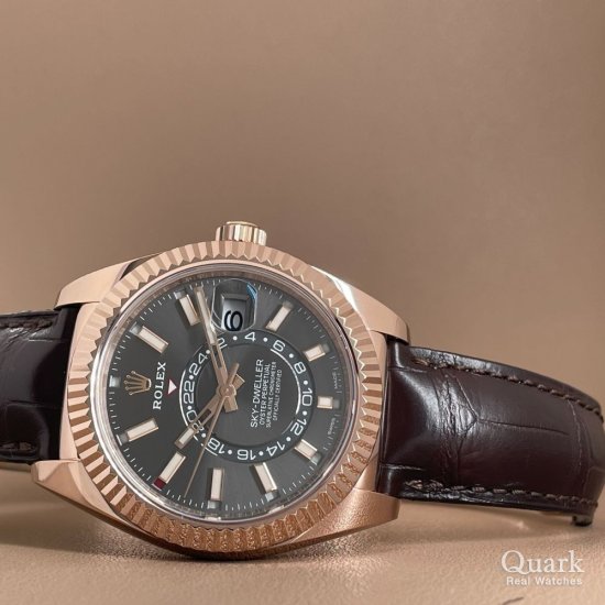 ロレックス スカイドゥエラー Ref.326135