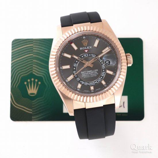 ロレックス スカイドゥエラー Ref.326235