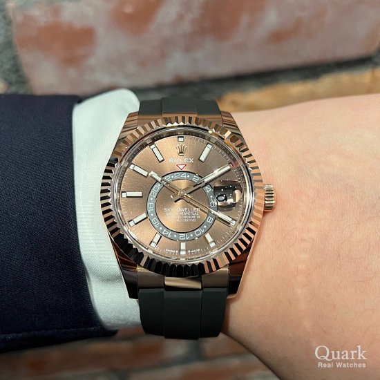 ロレックス スカイドゥエラー Ref.336235